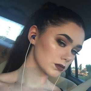 Meet your Posher, Hannah d